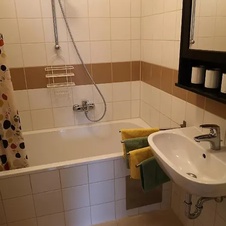 Am Wienerwald Apartment Hinterbruehl