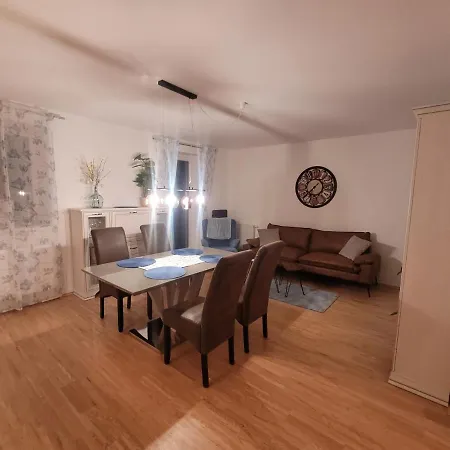 Am Wienerwald Apartment Hinterbruehl