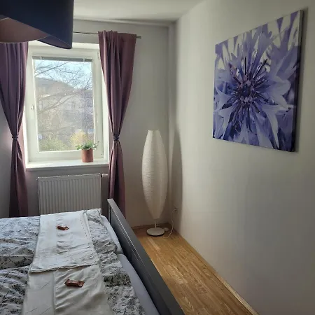 Am Wienerwald Apartment Hinterbruehl